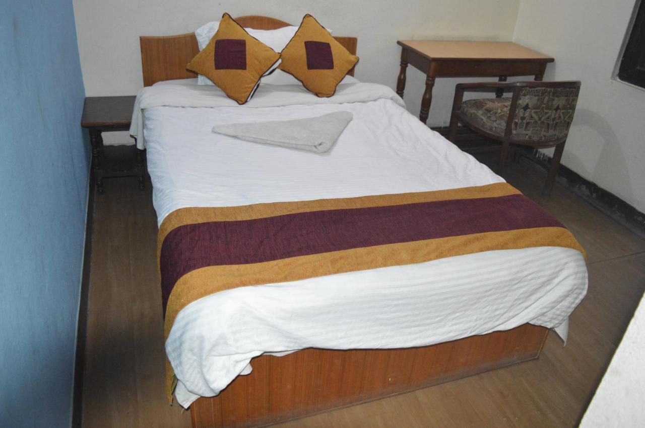 Kings Land Hotel Катманду Экстерьер фото