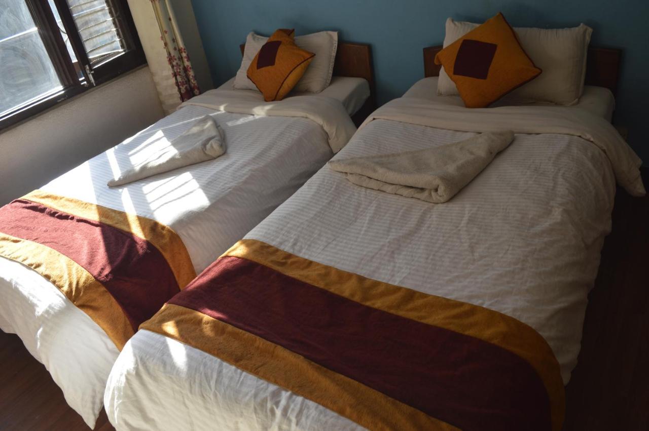Kings Land Hotel Катманду Экстерьер фото